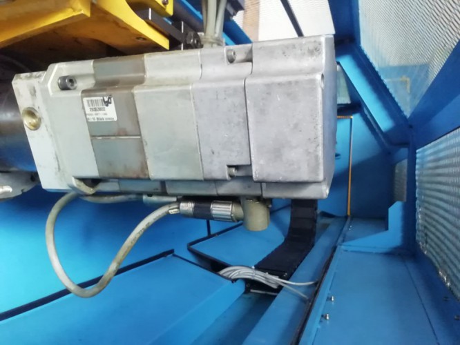 Dobladora de tubos usados Crippa CA 542 - 5 ejes - CNC izquierdo y derecho - Plastin Gold